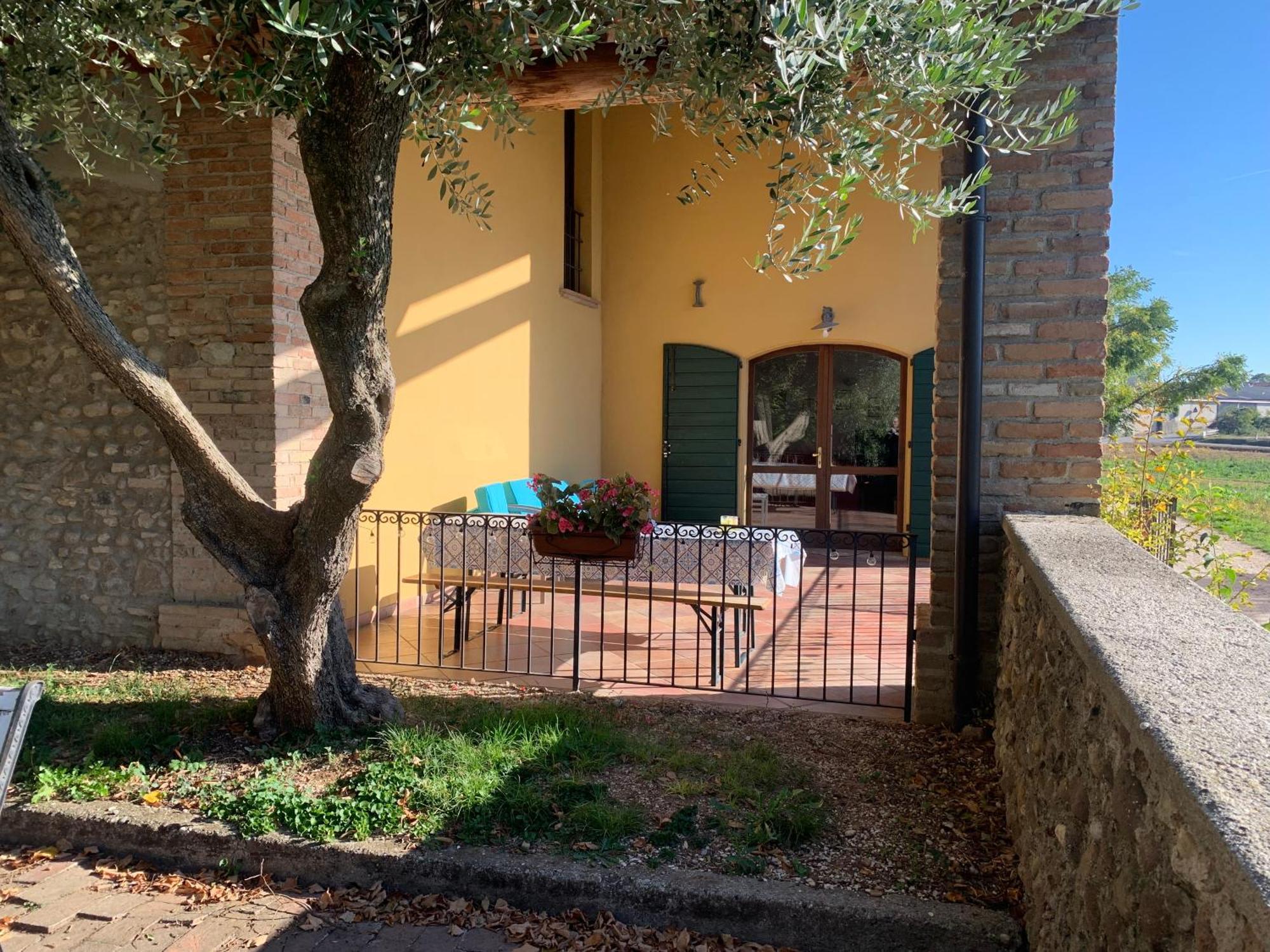 Agriturismo Case In Collina 沃尔塔曼托瓦纳 外观 照片
