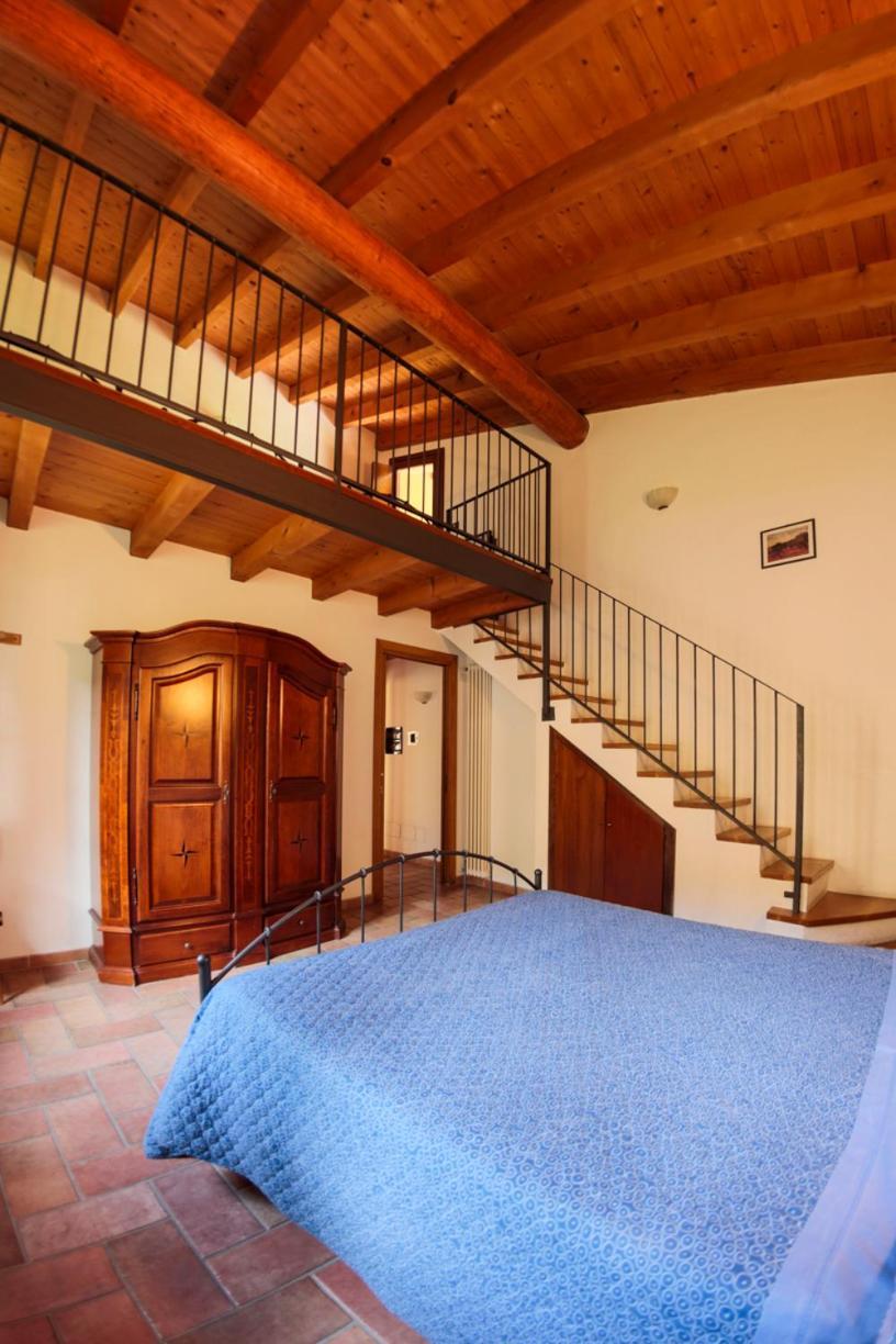 Agriturismo Case In Collina 沃尔塔曼托瓦纳 外观 照片